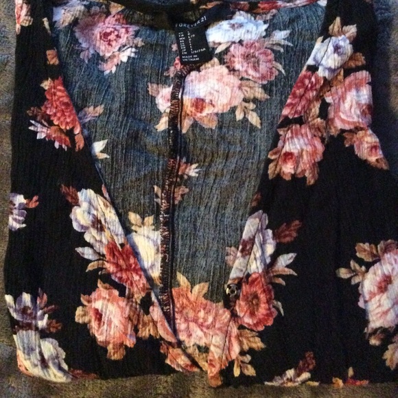 Forever 21 Floral Romper - Picture 2 of 3